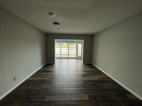 8793 Warwick Dr in Boca Raton, FL - Building Photo - Building Photo