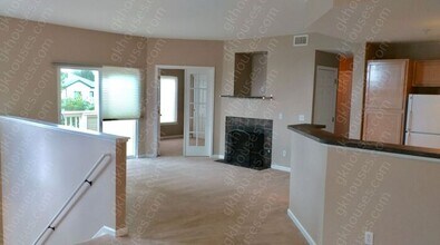 8707 E Florida Ave-Unit -UNIT 402 in Denver, CO - Building Photo - Building Photo