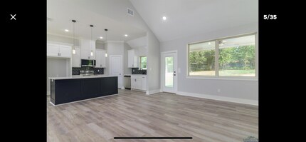 2206 Fourth St in Longview, TX - Building Photo - Building Photo