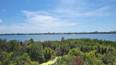 260 Hidden Bay Dr in Osprey, FL - Building Photo - Building Photo