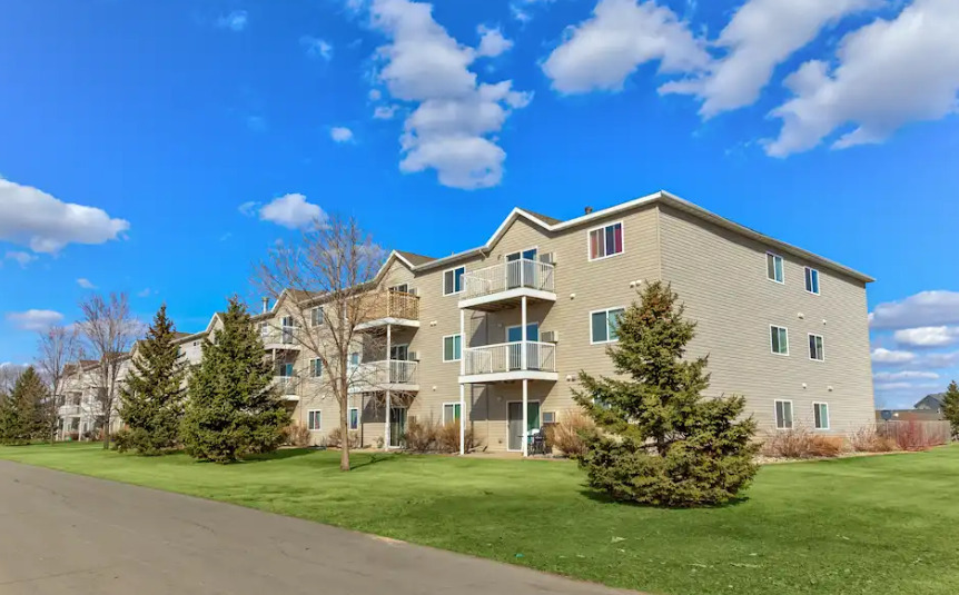 Southridge Apartments in Moorhead, MN - Foto de edificio