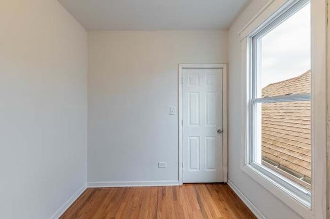 6239 S Honore St in Chicago, IL - Foto de edificio - Building Photo