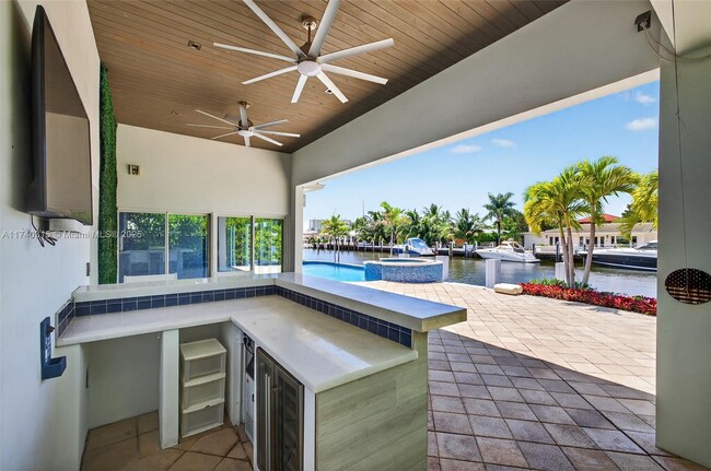 2816 NE 24th Pl in Fort Lauderdale, FL - Building Photo - Building Photo