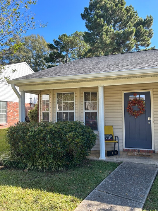 8380 Northside Dr in Meridian, MS - Building Photo