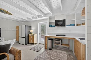 11324 Palm Tree Ln in Palm Beach Gardens, FL - Building Photo