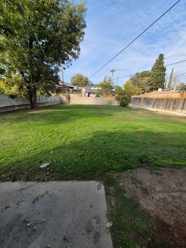 3116 River Blvd in Bakersfield, CA - Building Photo - Building Photo