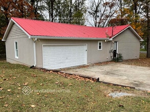 513 Anderson Ave in Smyrna, TN - Foto de edificio - Building Photo