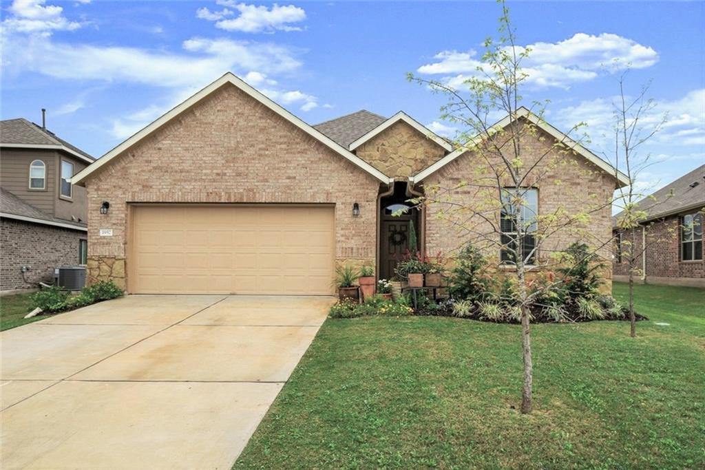 1957 Alvarado Dr in Round Rock, TX - Building Photo