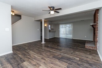 401 S Brookline Dr in Columbia, MO - Building Photo - Building Photo