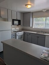 355 Parkview Terrace in Vallejo, CA - Building Photo - Building Photo