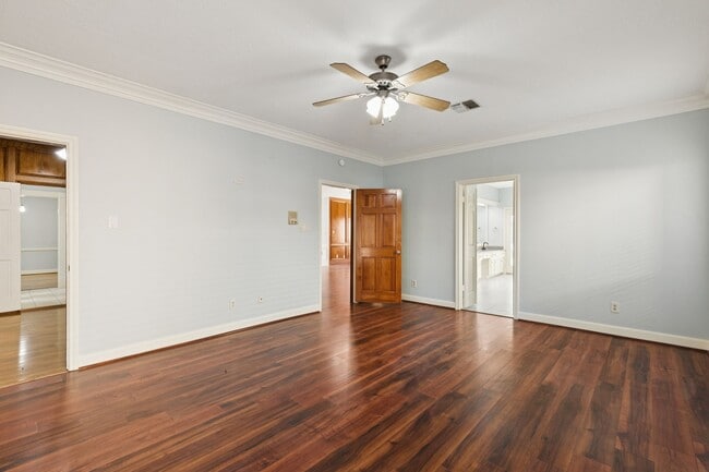 property at 14819 Walbrook Dr