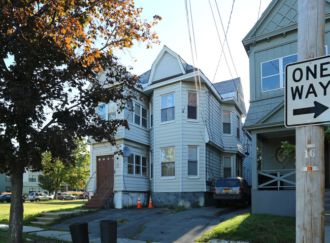 140 Park Pl in Schenectady, NY - Building Photo - Building Photo
