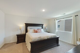 1416 Willowedge Way in Stockton, CA - Building Photo - Building Photo