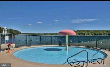 3104 Northgate Rd in Lake Ariel, PA - Building Photo - Building Photo