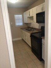 10563 Dawn Dr in Dallas, TX - Building Photo - Building Photo