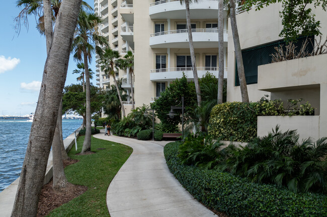 One Tequesta Point in Miami, FL - Building Photo - Building Photo