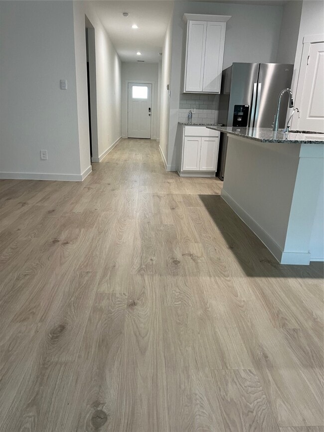 property at 5118 Hunters Trl