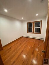 32 Fairmount Ave-Unit -4 in Yonkers, NY - Building Photo - Building Photo