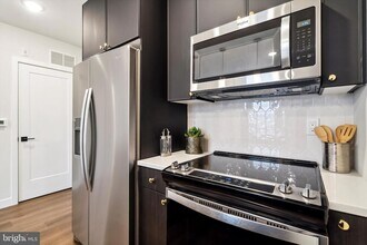 1102 Germantown Ave, Unit 203 in Philadelphia, PA - Building Photo - Building Photo