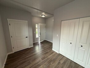 875 Hickory St NE in Salem, OR - Building Photo - Building Photo