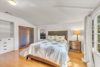 13253 Magnolia Blvd in Sherman Oaks, CA - Building Photo - Building Photo