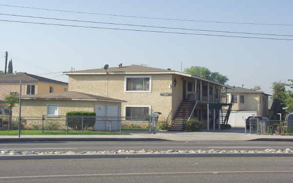 14810 Badillo St in Baldwin Park, CA - Foto de edificio