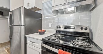 Mylo Apartment Homes in Fort Worth, TX - Building Photo