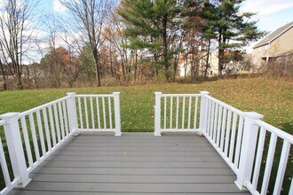 14 Stone Crest Dr in Mechanicville, NY - Building Photo - Building Photo