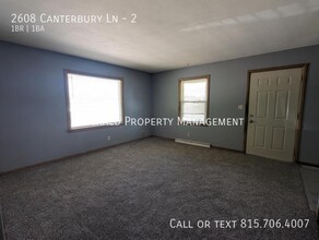 2608 Canterbury Ln in Rockford, IL - Building Photo - Building Photo