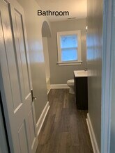 1106 Clinton Ave, Unit 3 in Des Moines, IA - Building Photo - Building Photo