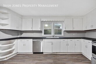 13 South St in Lockport, NY - Building Photo - Building Photo