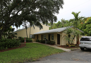 Fusion Gardens Condominiums in Fort Lauderdale, FL - Building Photo - Building Photo