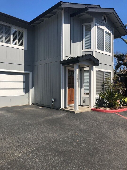 1641 Killdeer Pl in Santa Cruz, CA - Building Photo