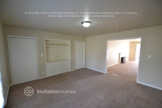 24204 35th Pl S in Kent, WA - Building Photo - Building Photo