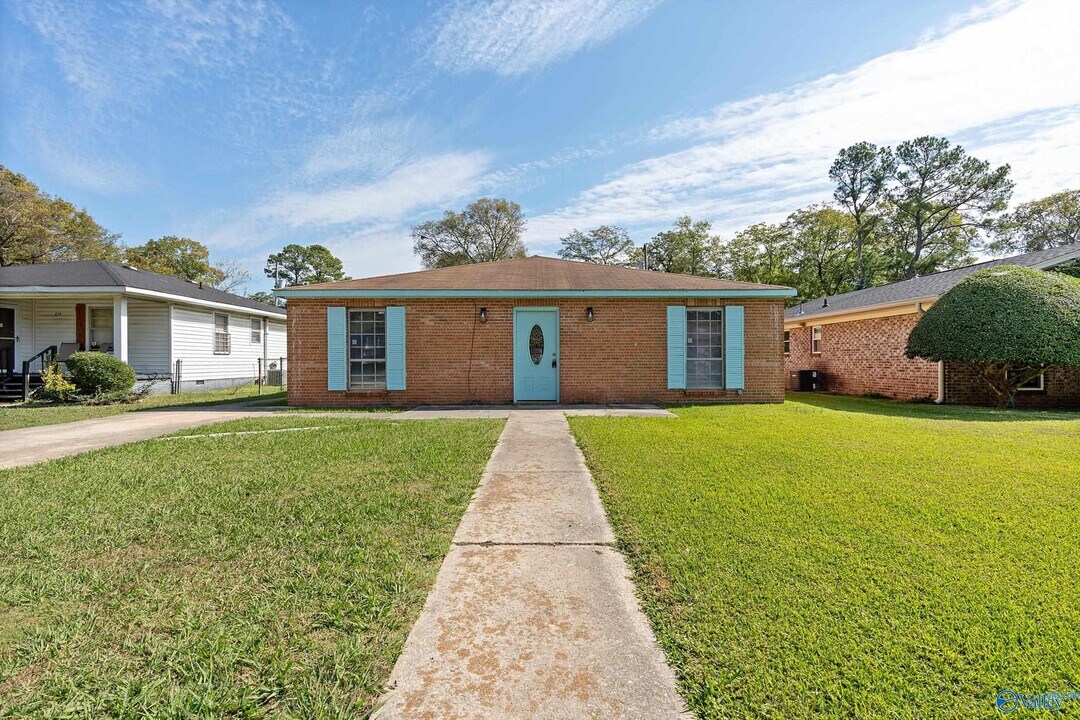 616 7th Ave SW in Decatur, AL - Building Photo