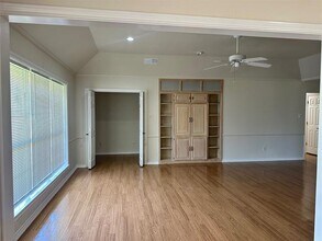 5406 Wedgefield Rd in Granbury, TX - Building Photo - Building Photo