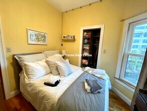 1031 Tremont St, Unit 2 in Boston, MA - Building Photo - Building Photo