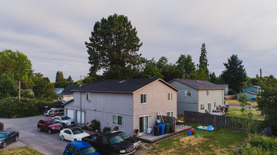 1190 Nebraska Ave NE in Salem, OR - Building Photo - Building Photo