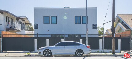 4112 1/2 Normandie Ave in Los Angeles, CA - Building Photo - Building Photo
