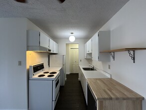 9477-9477 Cook St in Chilliwack, BC - Building Photo - Building Photo