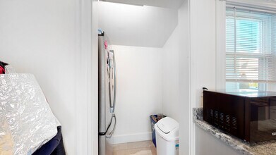 62 Saunders St in Boston, MA - Building Photo - Building Photo