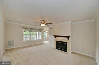 511 Constellation Sq SE, Unit E in Leesburg, VA - Building Photo - Building Photo
