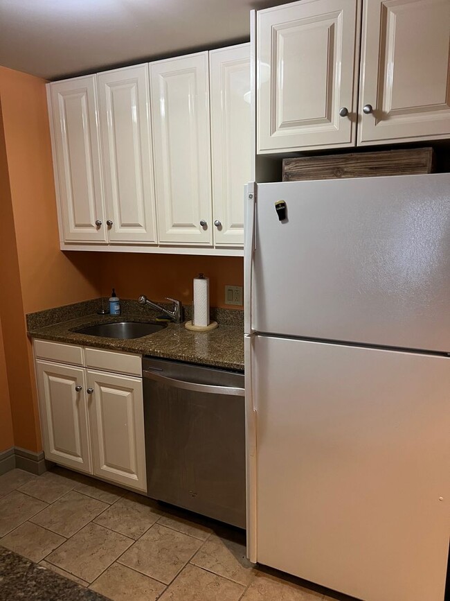 property at 3 Avery St