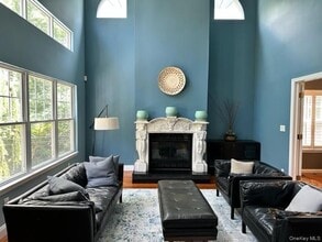 21 Beach Plum Dr in Centerport, NY - Building Photo - Building Photo