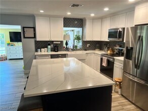 5419 Avenue E in Bokeelia, FL - Building Photo - Building Photo