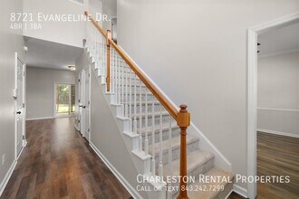 8721 Evangeline Dr in North Charleston, SC - Building Photo - Building Photo