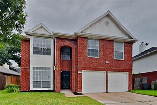 16023 Willowpark Dr in Tomball, TX - Building Photo