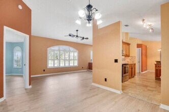 6461 NW Friendly Cir in Port St. Lucie, FL - Building Photo - Building Photo