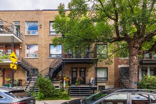 4455 De Lanaudière Rue in Montréal, QC - Building Photo