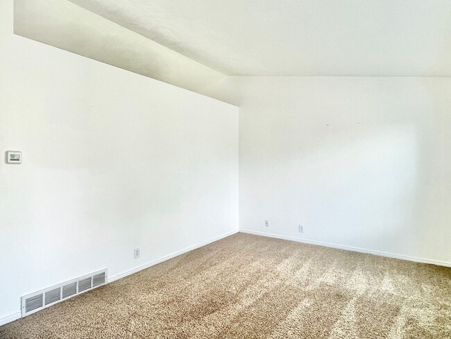 617 Orangewood Ln in Sandy, UT - Building Photo - Building Photo